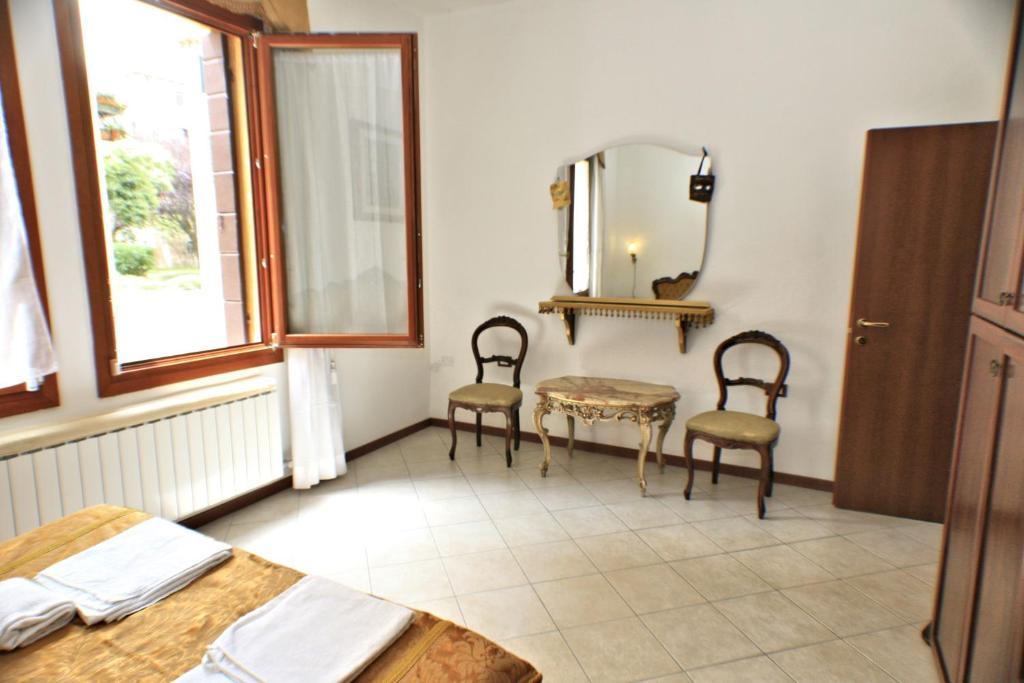 Queen House Venezia חדר תמונה